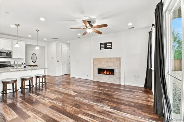 200 S Langdale CT, Aurora, CO 80018