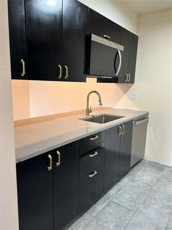 579 Wright ST #207, Lakewood, CO 80228