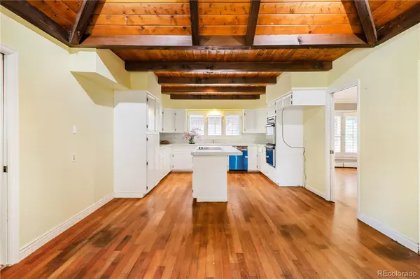 4 Windover RD, Greenwood Village, CO 80121