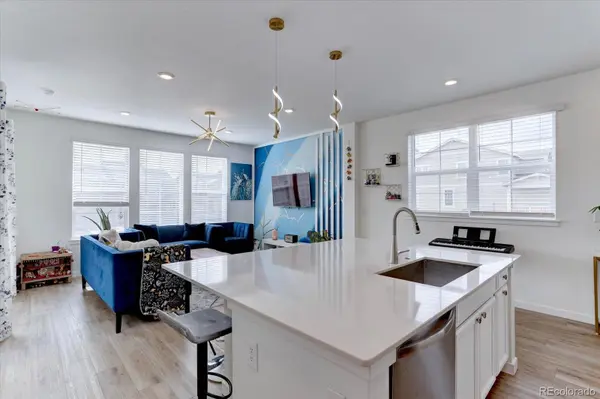 8986 Woodmere CT, Parker, CO 80134