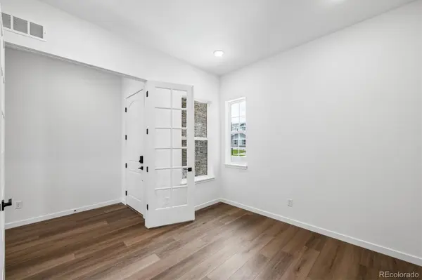 5684 Wayfarer CIR, Firestone, CO 80504