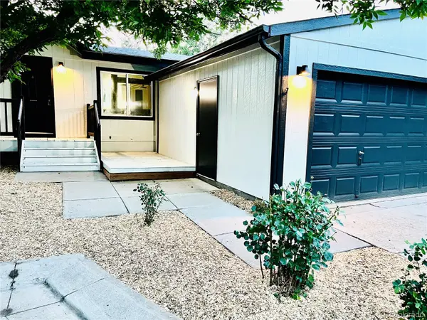 11051 Yellowstone, Longmont, CO 80504