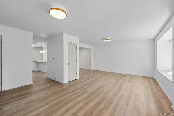 1200 S Monaco Street Pkwy #27, Denver, CO 80224