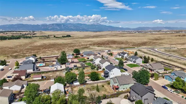 9383 Bur Oak LN, Colorado Springs, CO 80925
