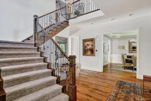 211 S Cherry ST, Denver, CO 80246