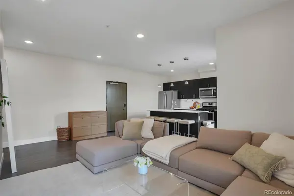 2374 S University BLVD #301, Denver, CO 80210