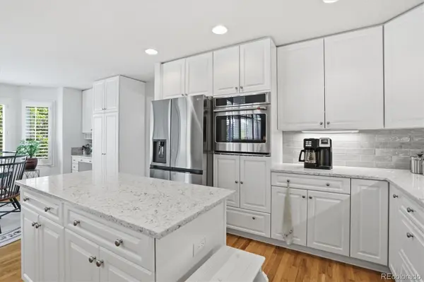 2334 S Union CT, Lakewood, CO 80228