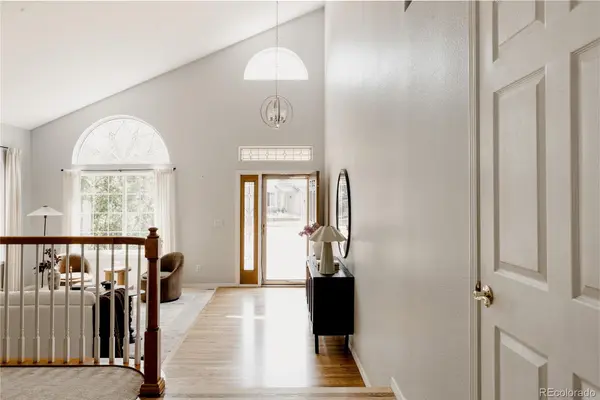 10011 Oak Leaf WAY, Littleton, CO 80129