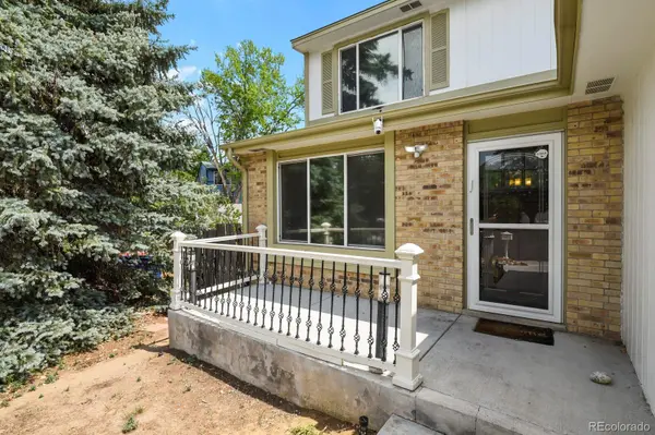 594 S Joplin ST, Aurora, CO 80017