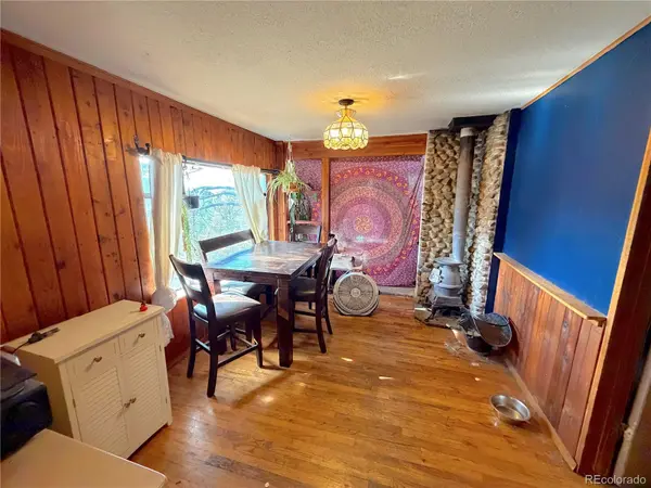 25 Pine RD, Golden, CO 80401