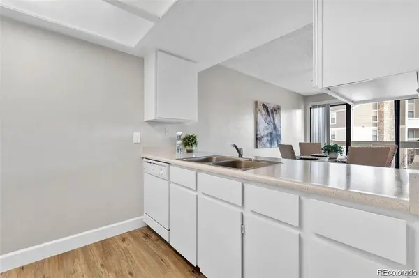 4896 S Dudley ST #6-8, Littleton, CO 80123