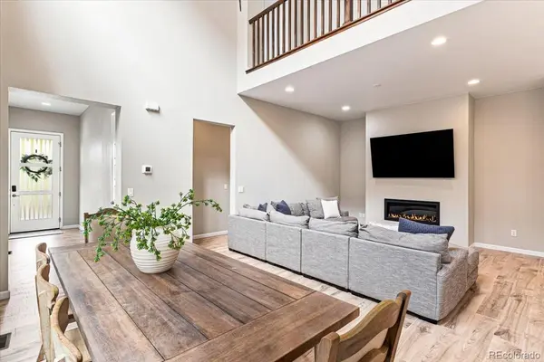 10537 Oncilla LN, Lone Tree, CO 80124