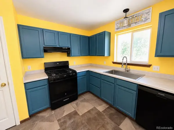 1820 San Juan AVE, Alamosa, CO 81101