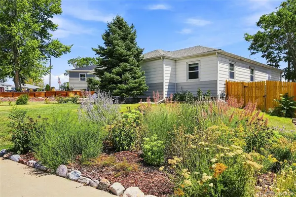 2130 Hoyt DR, Thornton, CO 80229