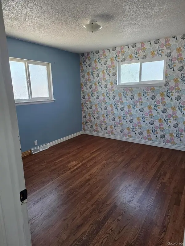 6196 Oneida ST, Commerce City, CO 80022