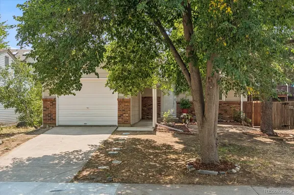 4955 S Quintero CIR, Aurora, CO 80015