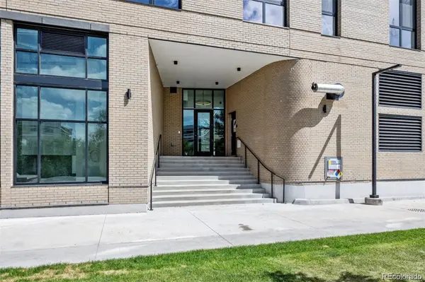 3575 Chestnut PL #202, Denver, CO 80216
