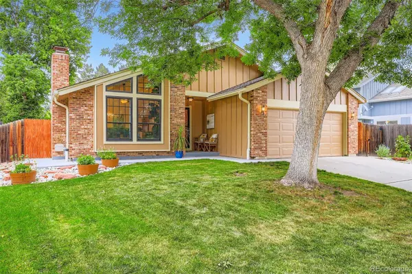 8845 W 81st DR, Arvada, CO 80005
