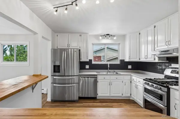 1404 E Fremont CIR, Centennial, CO 80122
