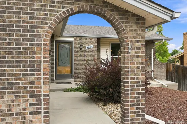 4037 E Caley PL, Littleton, CO 80121