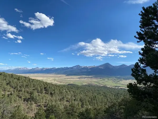 838 Ridgeway RD, Cotopaxi, CO 81223