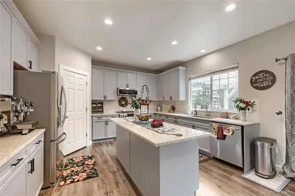 2420 Thistle CT, Castle Rock, CO 80109