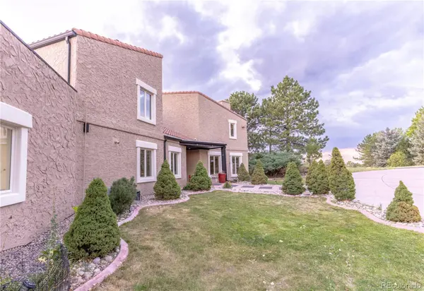 8095 S Oak Hill CIR, Aurora, CO 80016