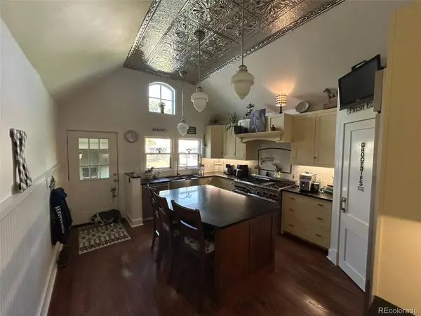 409 W Vinson ST, Holly, CO 81047