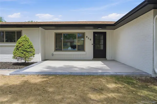 850 S Everett ST, Lakewood, CO 80226