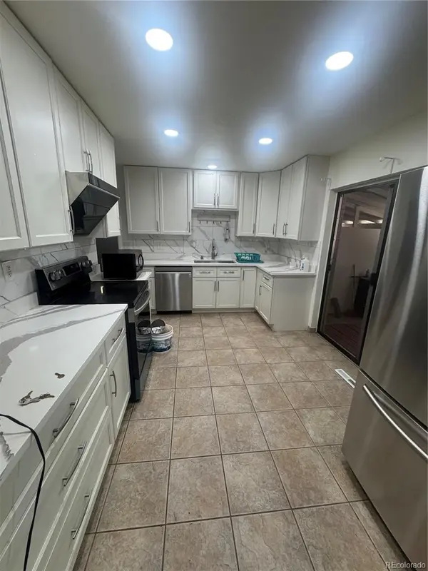 8905 W Bayaud AVE, Denver, CO 80226