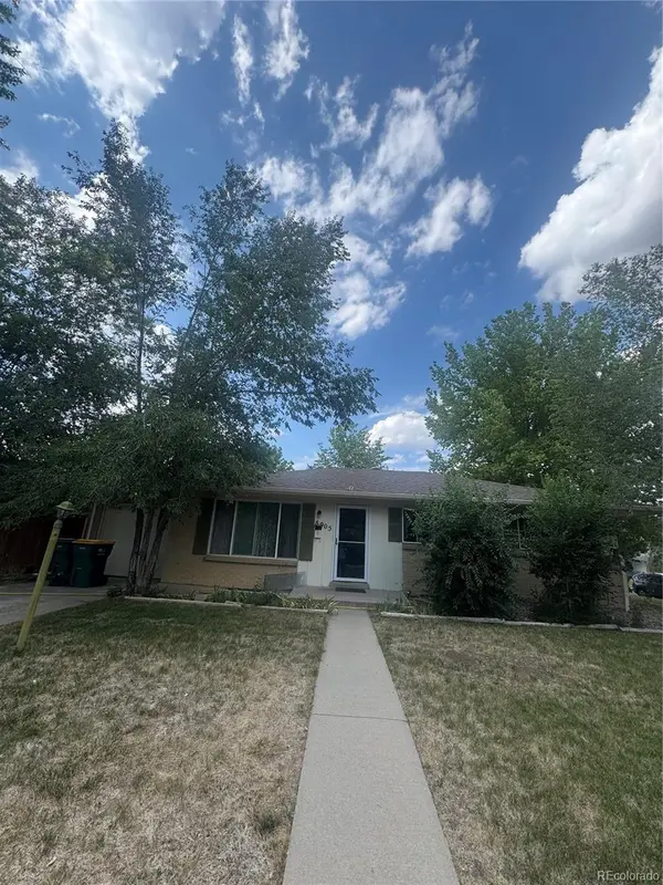 8905 W Bayaud AVE, Denver, CO 80226