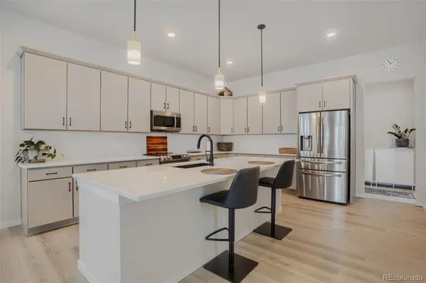 6264 N Lisbon ST, Aurora, CO 80019