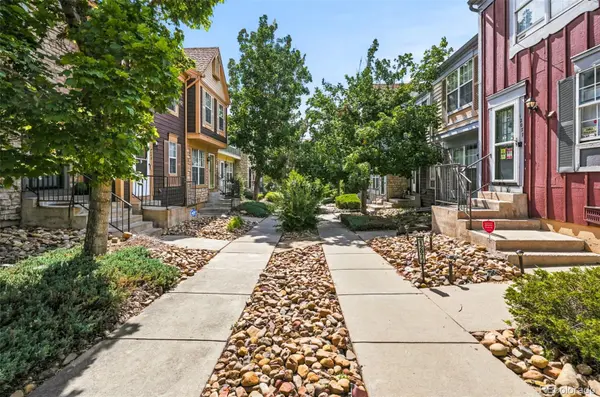 12043 E Hoye DR, Aurora, CO 80012