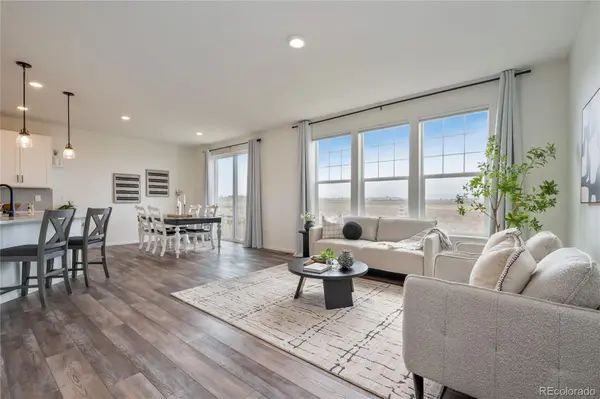 3373 Bluestem ST, Dacono, CO 80514