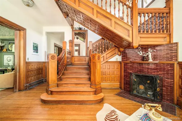 929 N Pearl ST, Denver, CO 80203