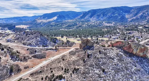 5855 Country Club DR, Larkspur, CO 80118