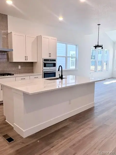 5613 W 141st LN, Broomfield, CO 80020