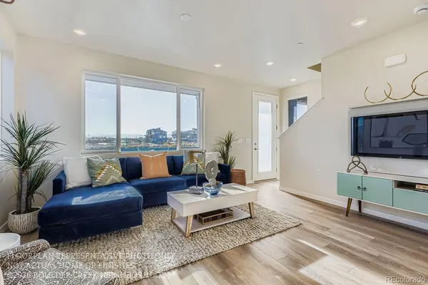 16571 Promenade ST, Broomfield, CO 80023