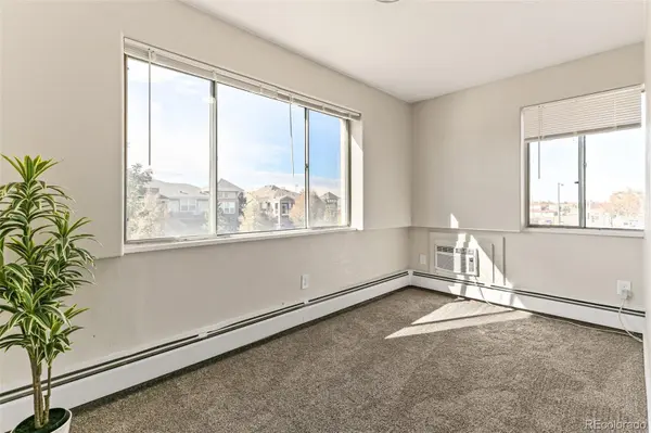 560 Dayton ST, Aurora, CO 80010