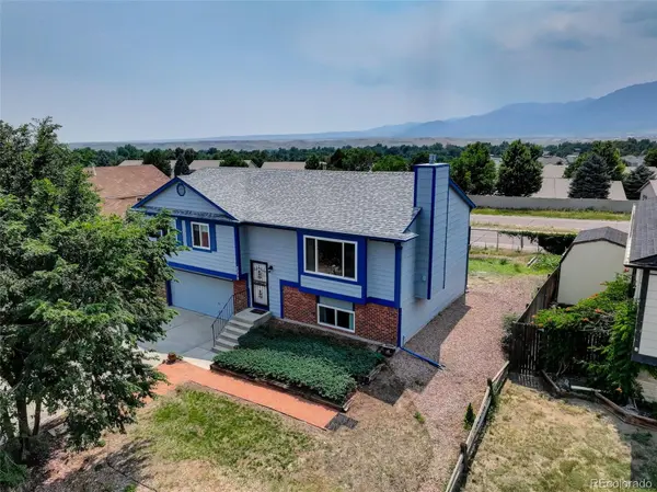 5230 Bradley CIR, Colorado Springs, CO 80911