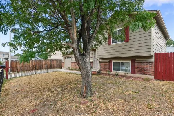 2045 Grosbear LN, Colorado Springs, CO 80916