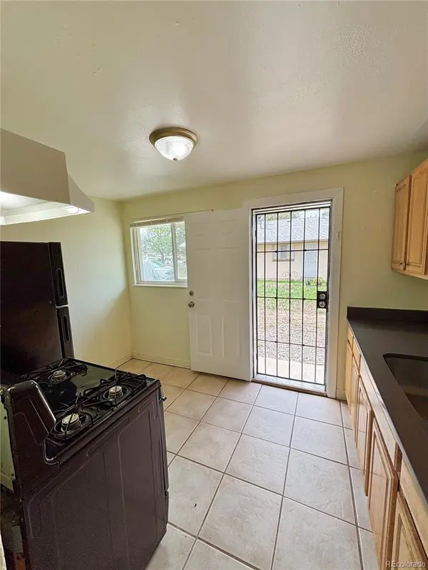 1177 Akron, Aurora, CO 80010