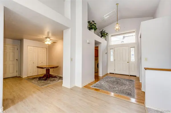 2566 S Independence CT, Lakewood, CO 80227