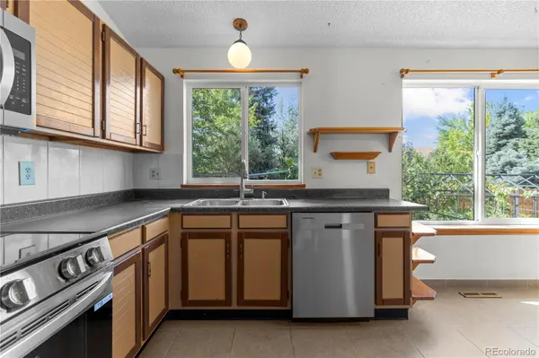 16114 E Iowa AVE, Aurora, CO 80017