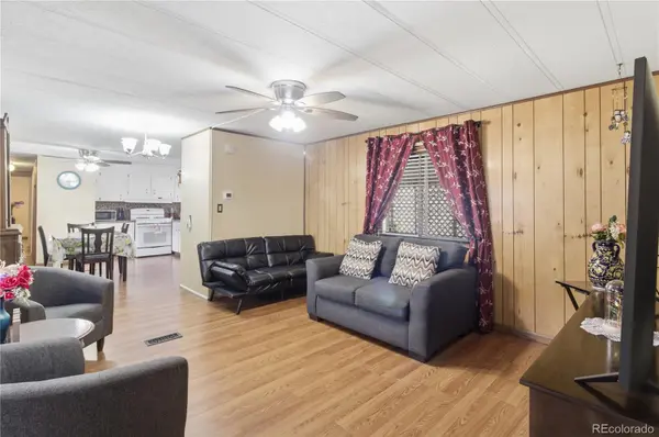 205 N Murray BLVD, Colorado Springs, CO 80916