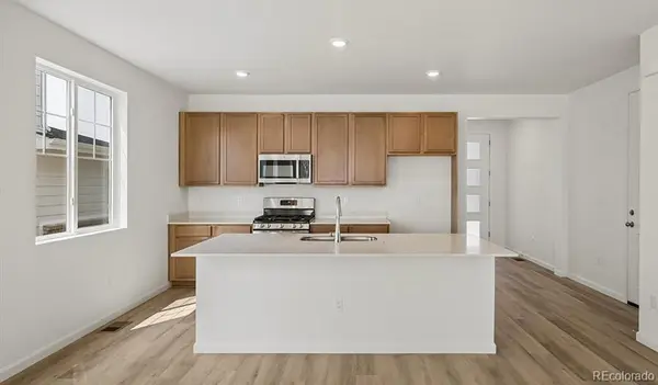 3922 N Haleyville ST, Aurora, CO 80019