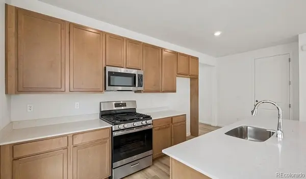 3922 N Haleyville ST, Aurora, CO 80019