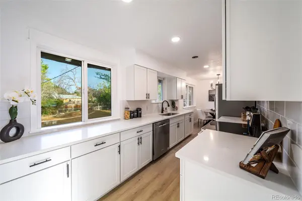8711 Oakwood ST, Westminster, CO 80031