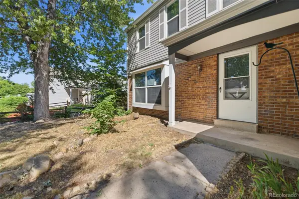 1404 S Vaughn CIR, Aurora, CO 80012