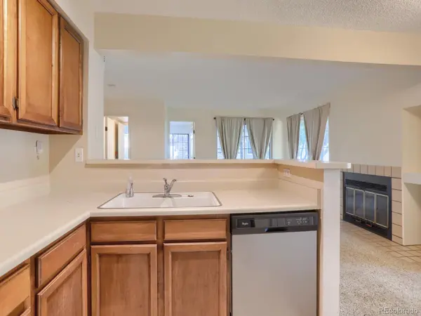 4819 White Rock CIR #E, Boulder, CO 80301